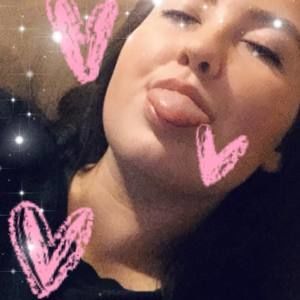 Meet your Posher, Dakota